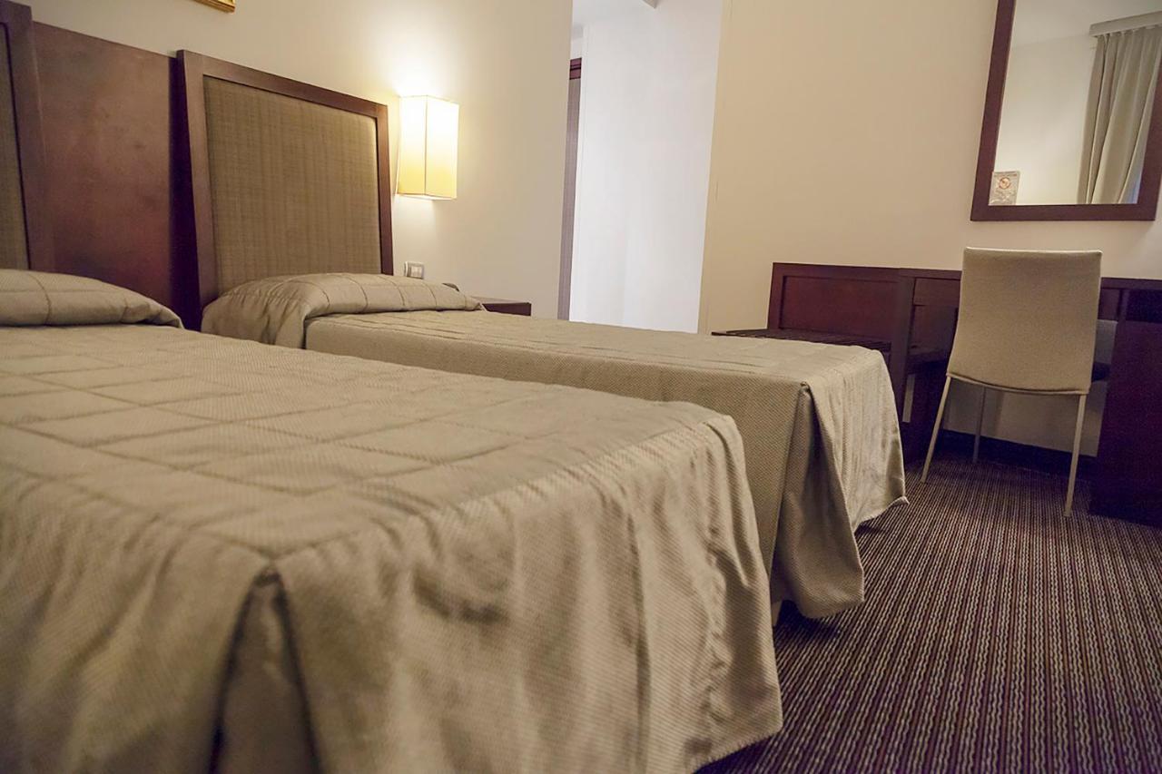 Hotel Dei Gonzaga Reggiolo Eksteriør billede